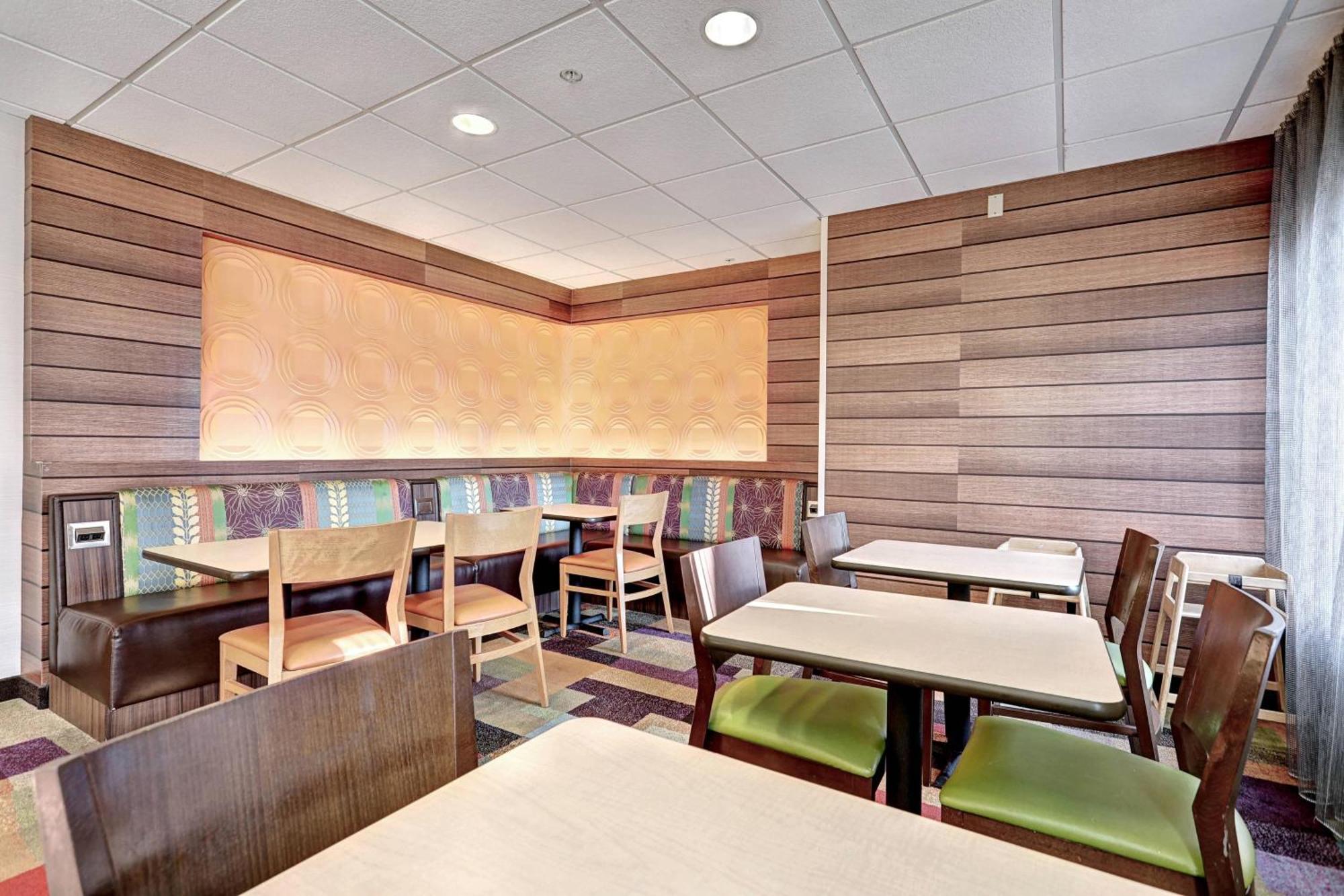 Fairfield Inn & Suites By Marriott Edison - South Plainfield Экстерьер фото